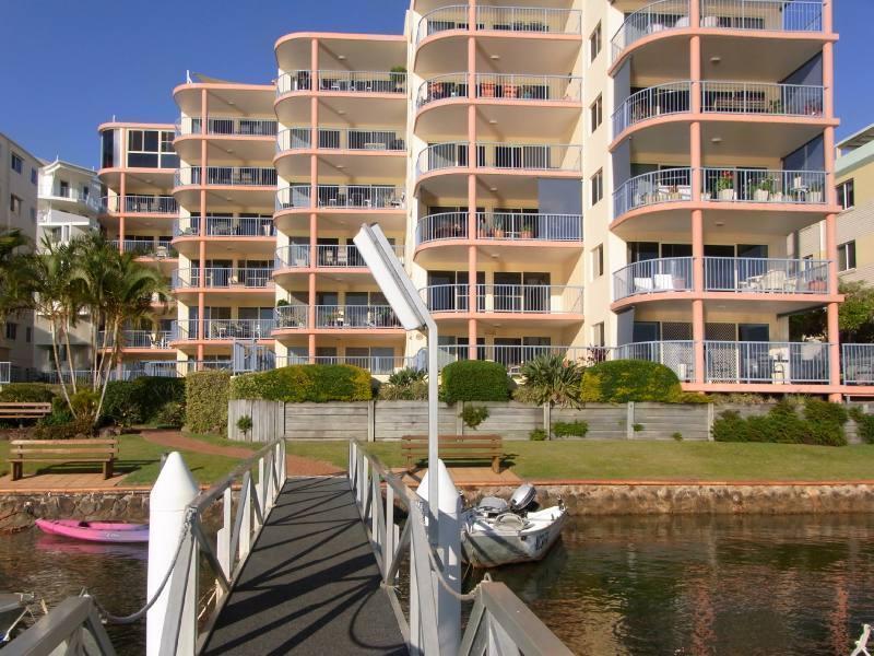 On The River Apartments Maroochydore Dış mekan fotoğraf